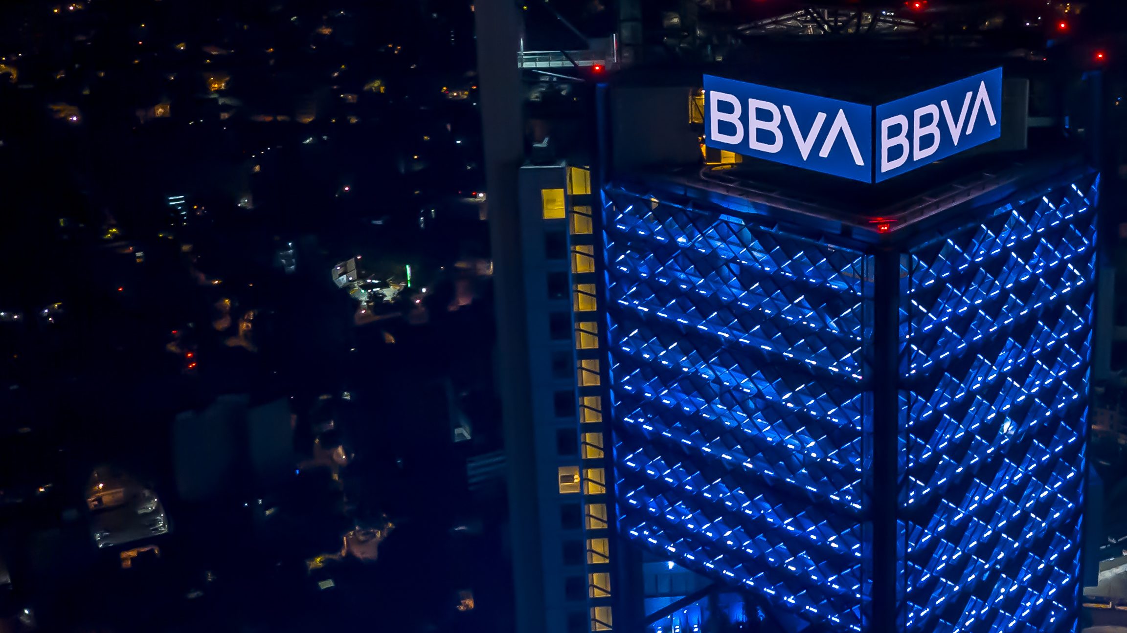 Banco BBVA Bancomer: La Historia Detrás De Uno De Los Mejores Bancos De ...