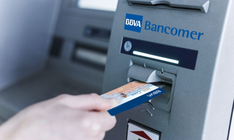 Cómo depositar en el cajero automático de Bancomer
