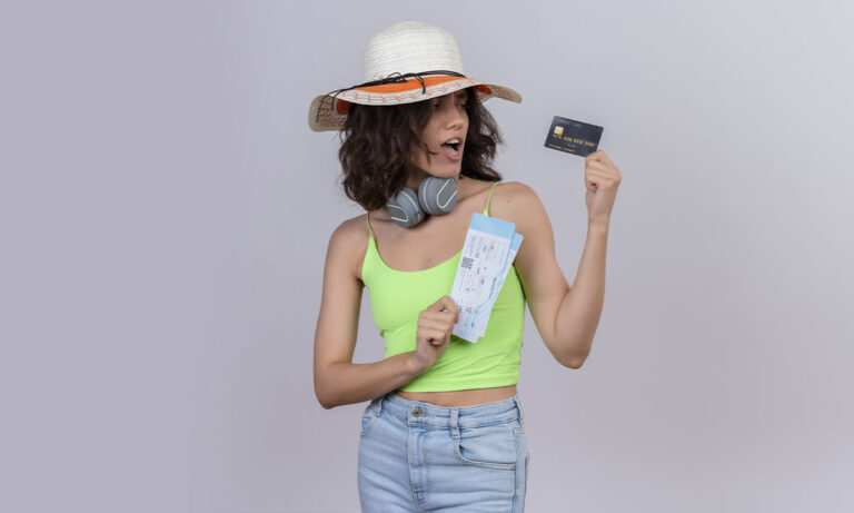 Cómo utilizar una tarjeta de crédito para ganar puntos de viaje